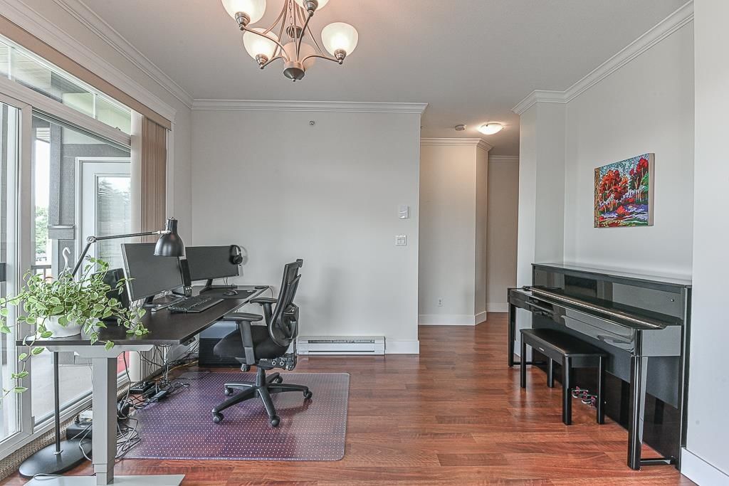 Listing Image 16