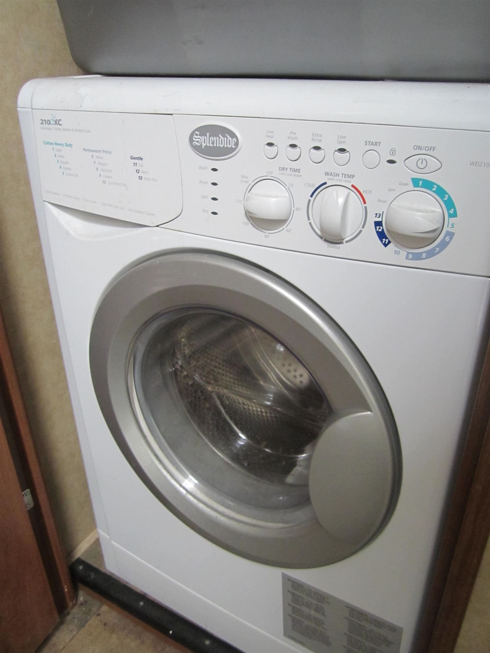 Listing Image 11