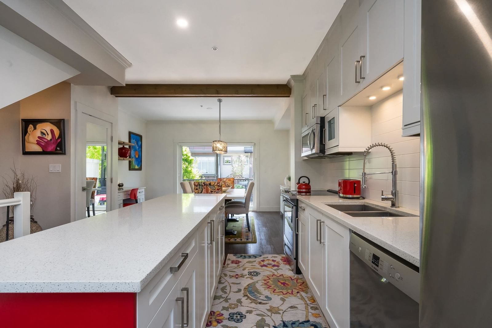Listing Image 11