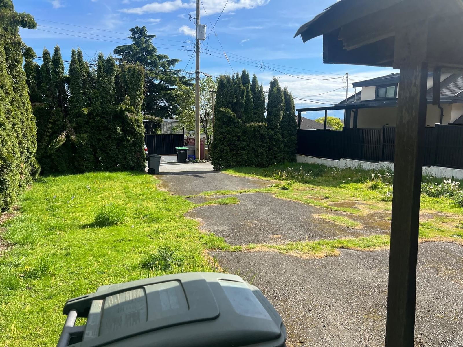 Listing Image 3