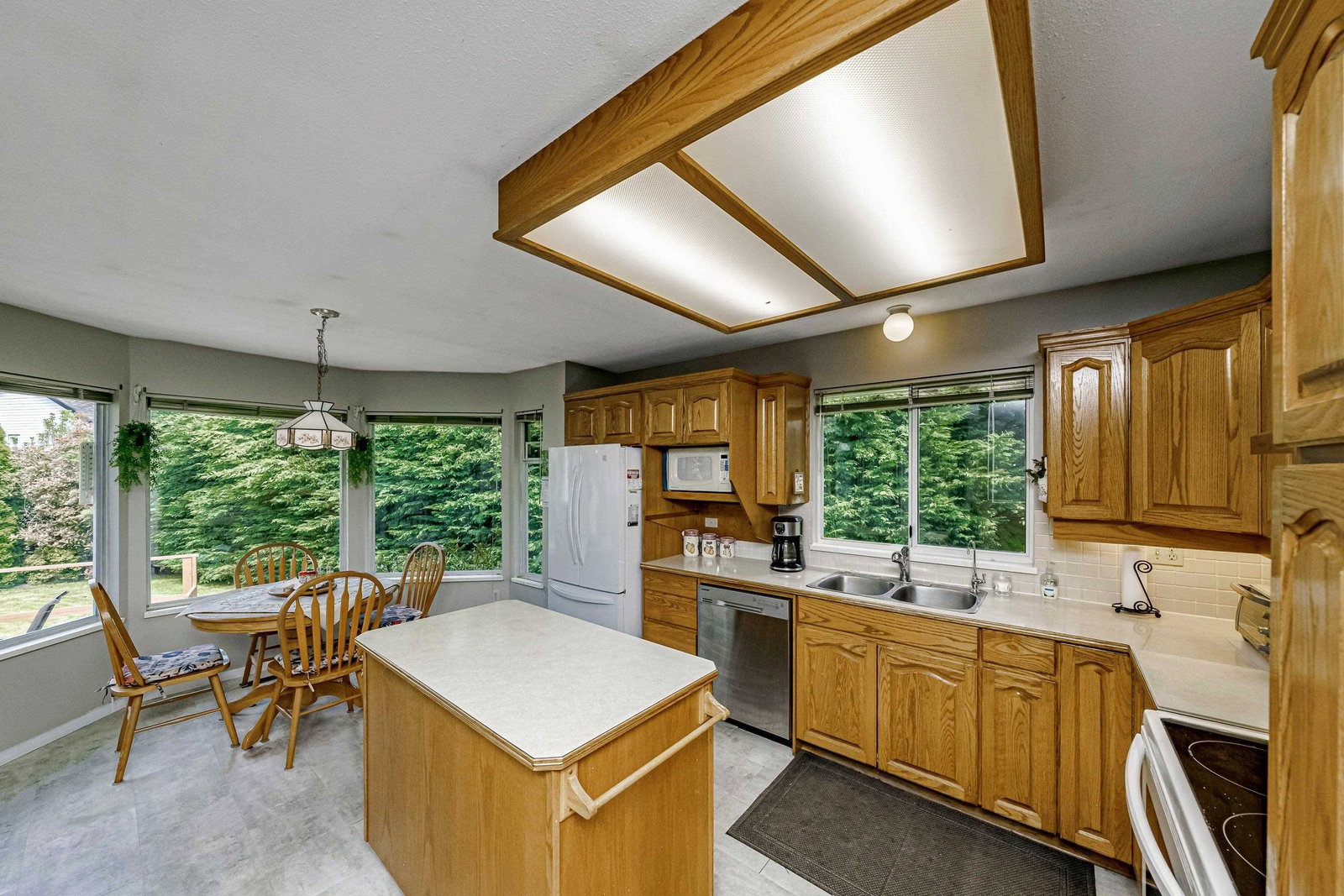Listing Image 16