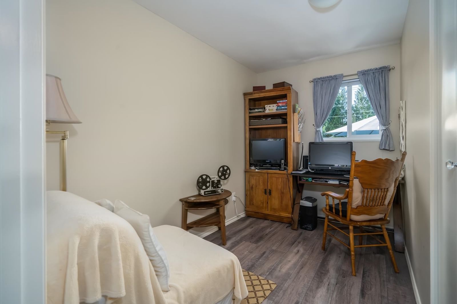 Listing Image 20