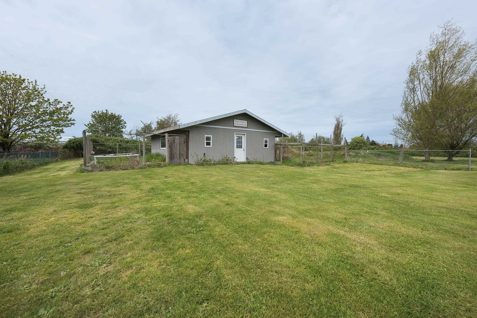 Listing Image 40