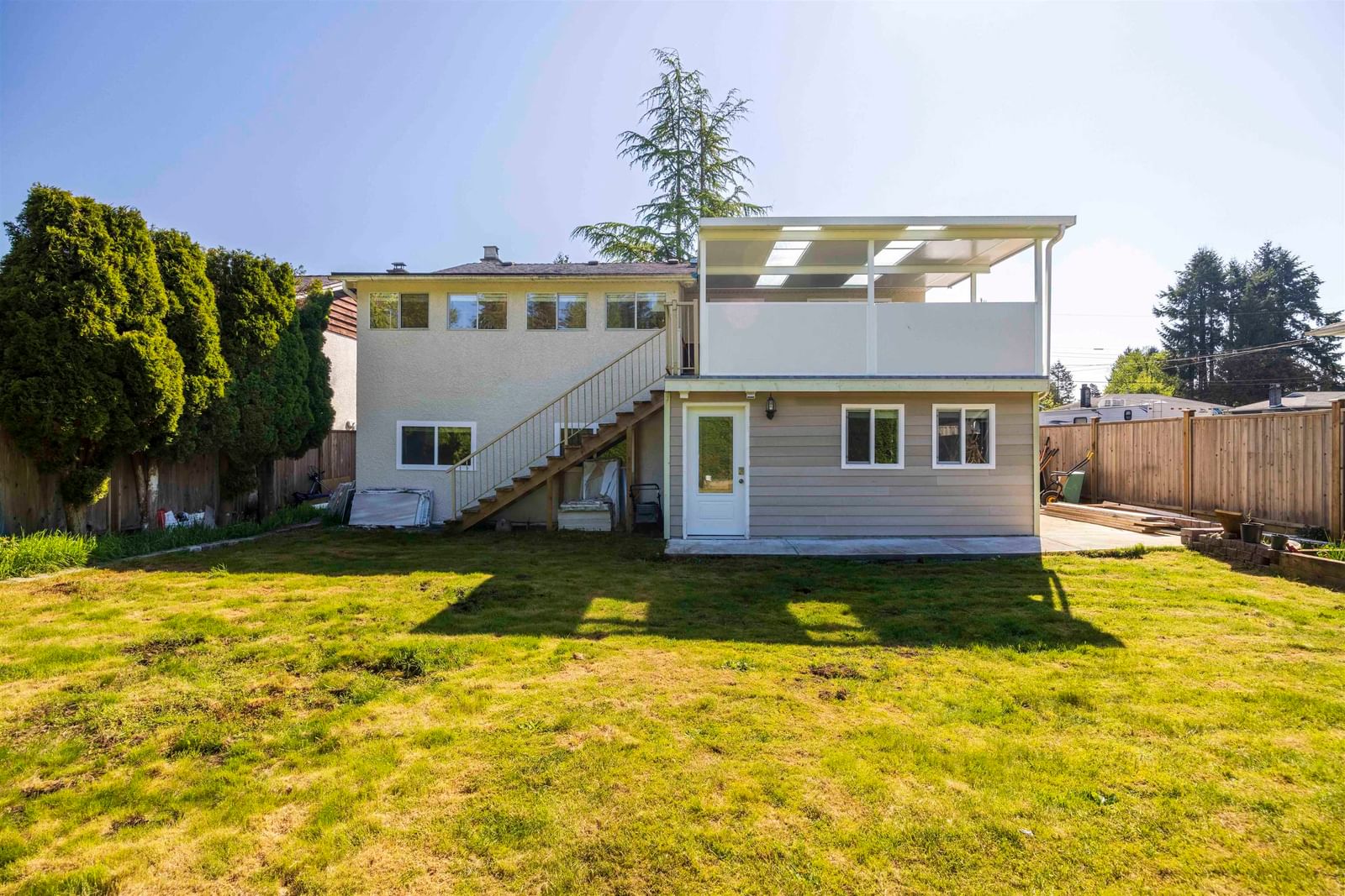 Listing Image 17