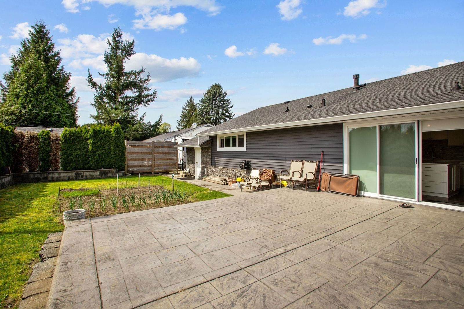 Listing Image 23