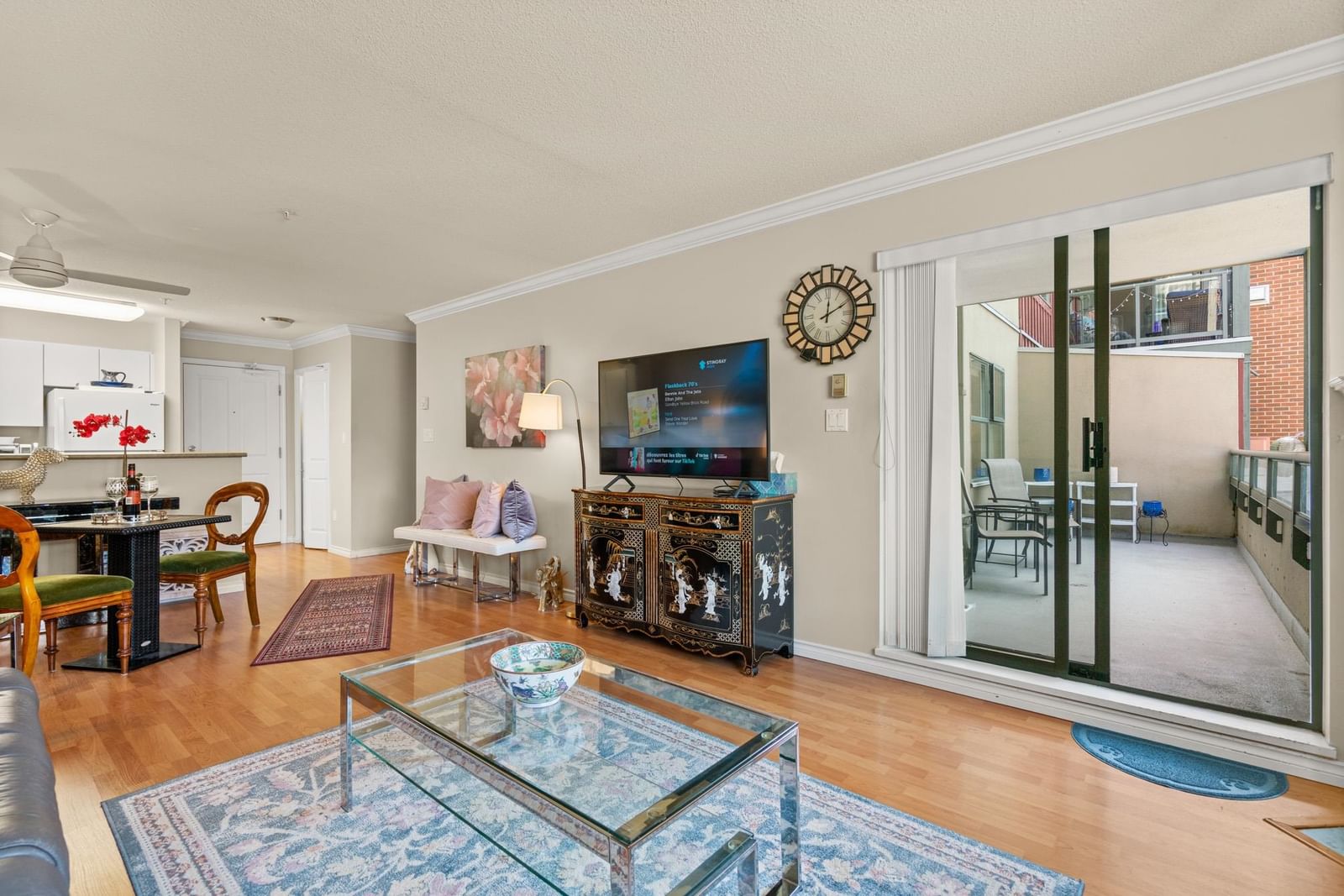 Listing Image 11