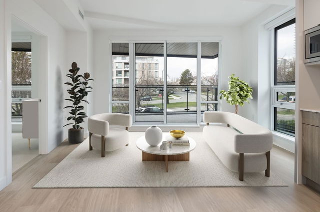 206 - 7638 Cambie Street