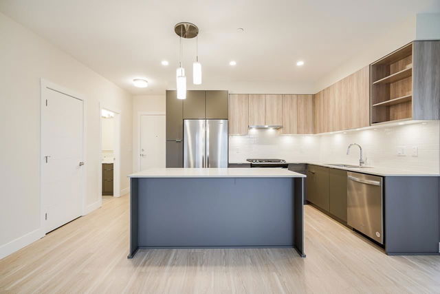 312 - 6960 Nicholson Road