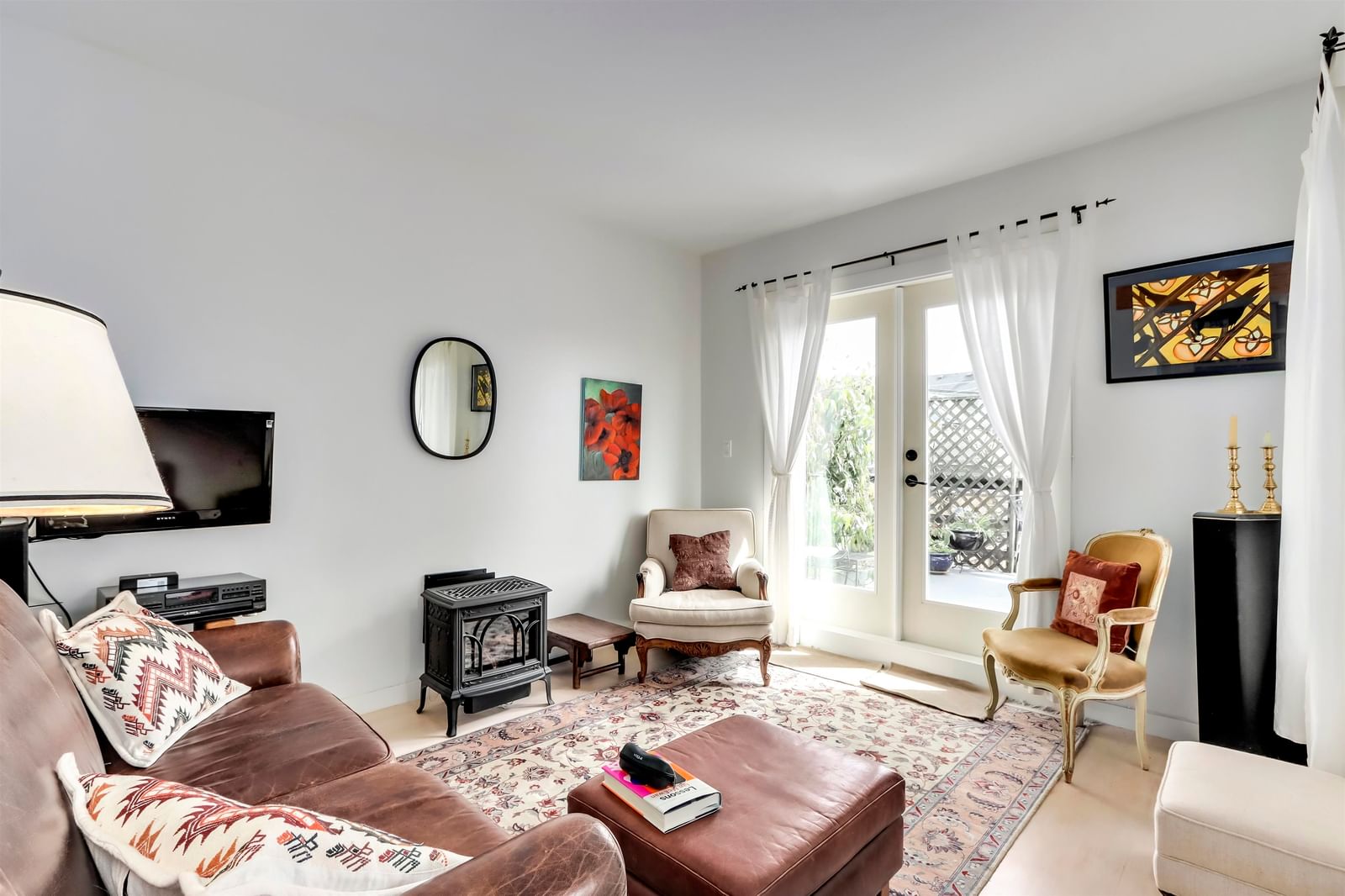 Listing Image 12