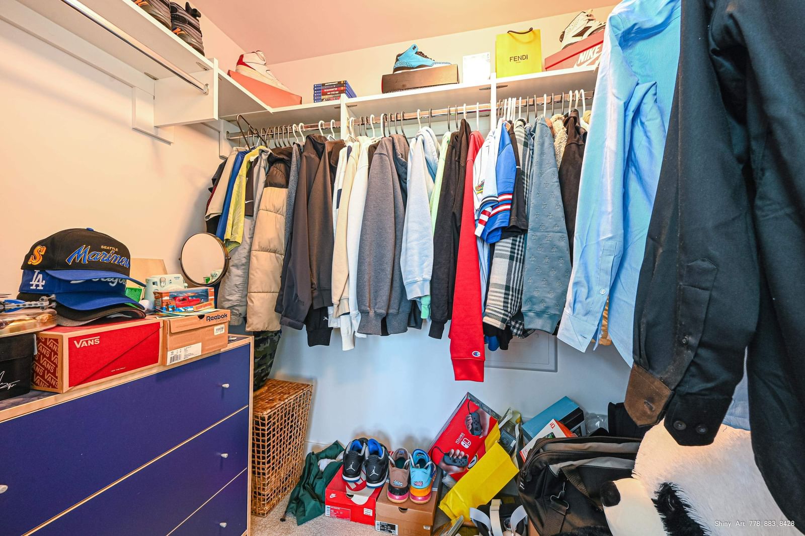 Listing Image 11