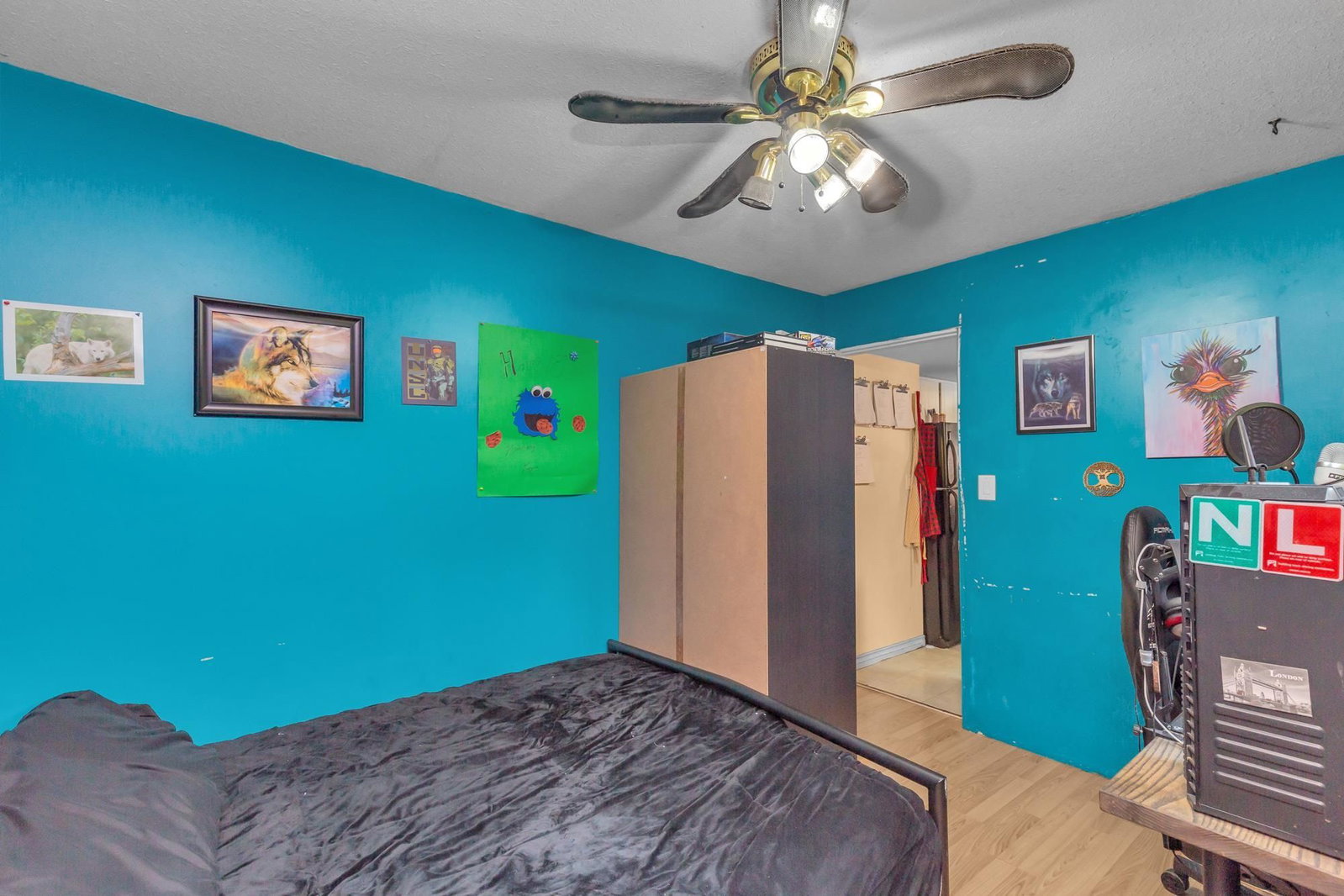 Listing Image 10