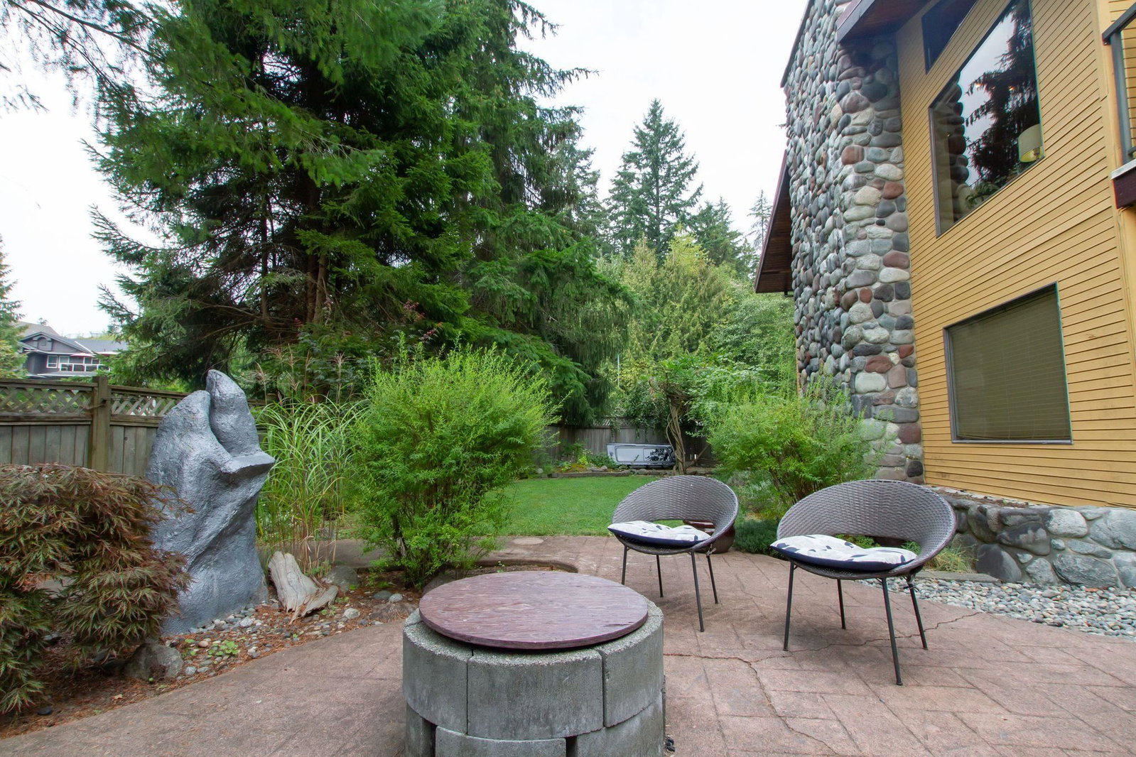 Listing Image 17