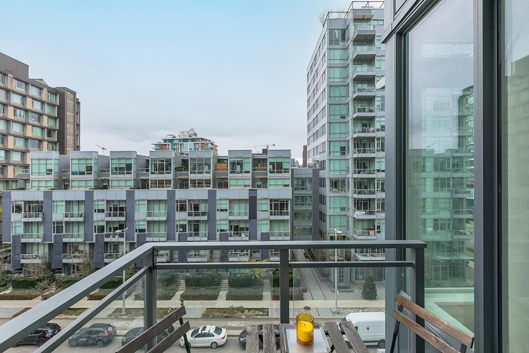 Listing Image 19