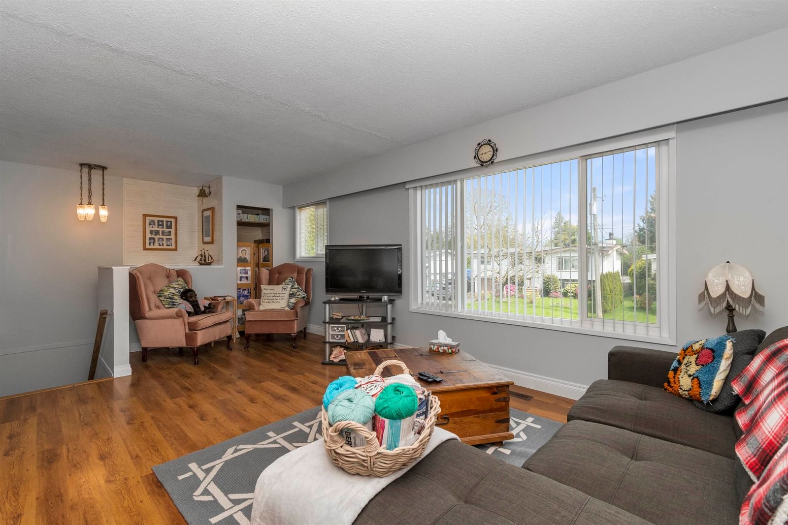 Listing Image 21