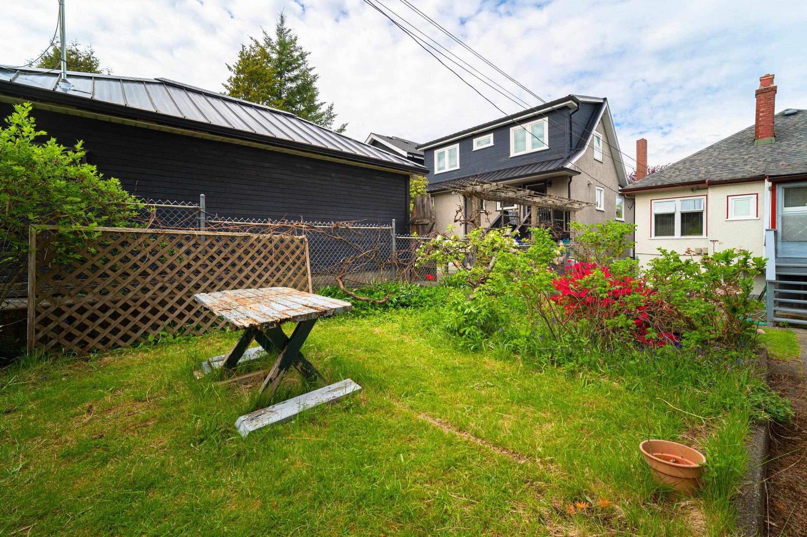 Listing Image 14