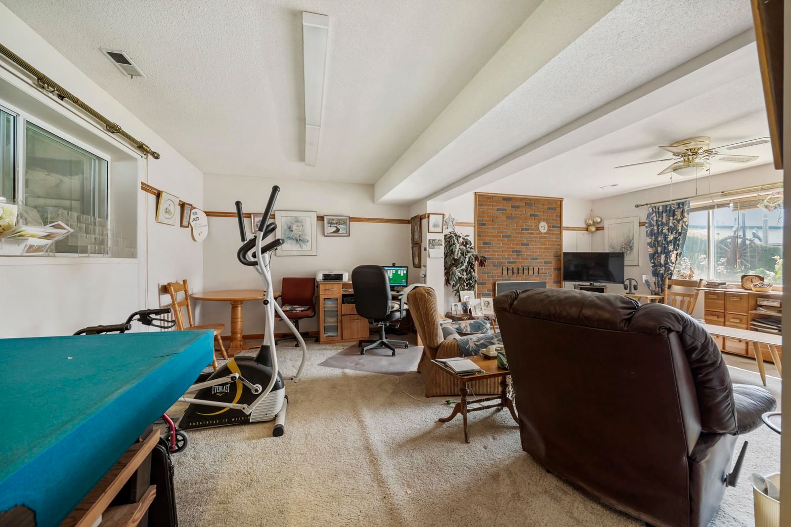 Listing Image 24