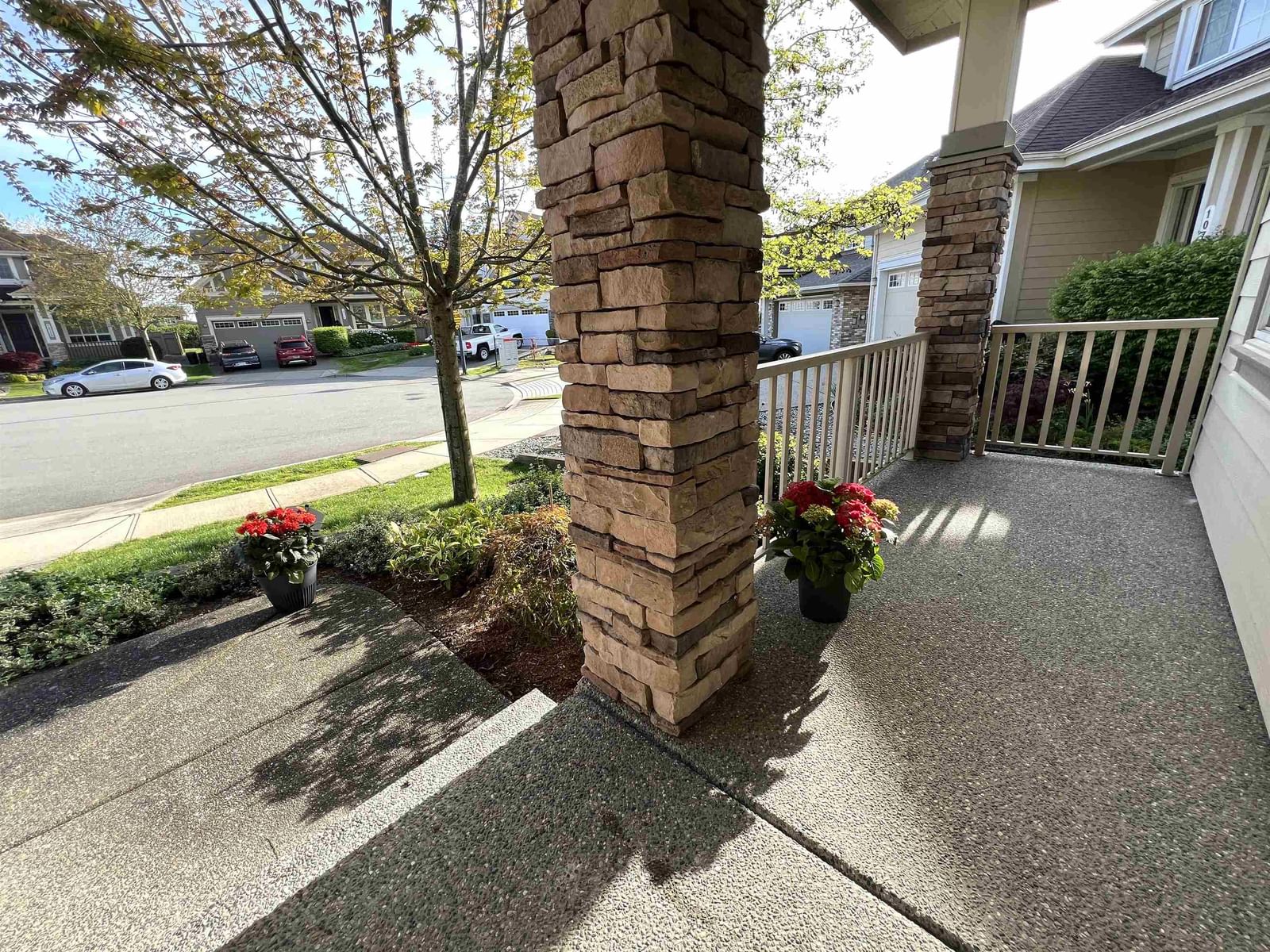 Listing Image 28