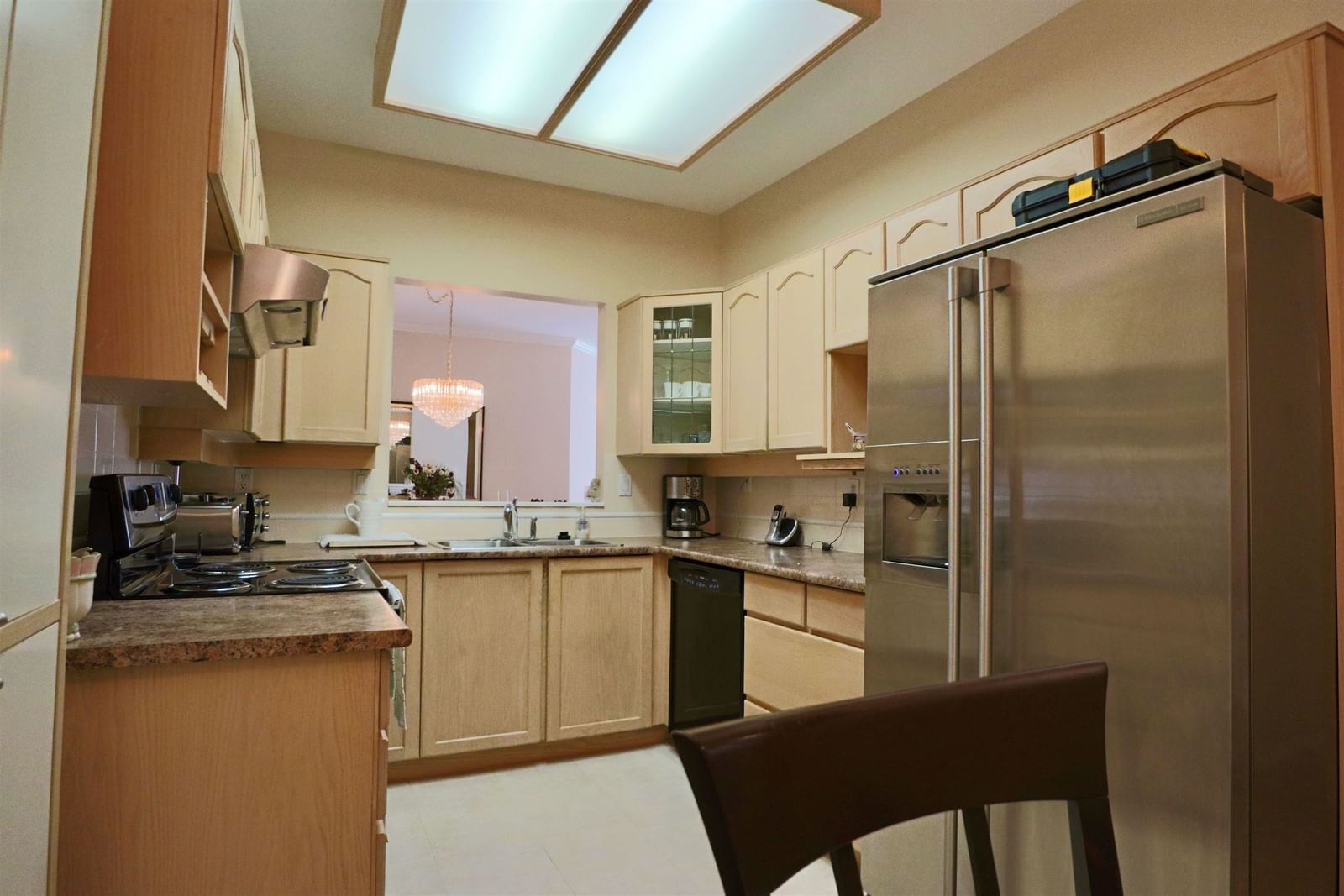 Listing Image 5