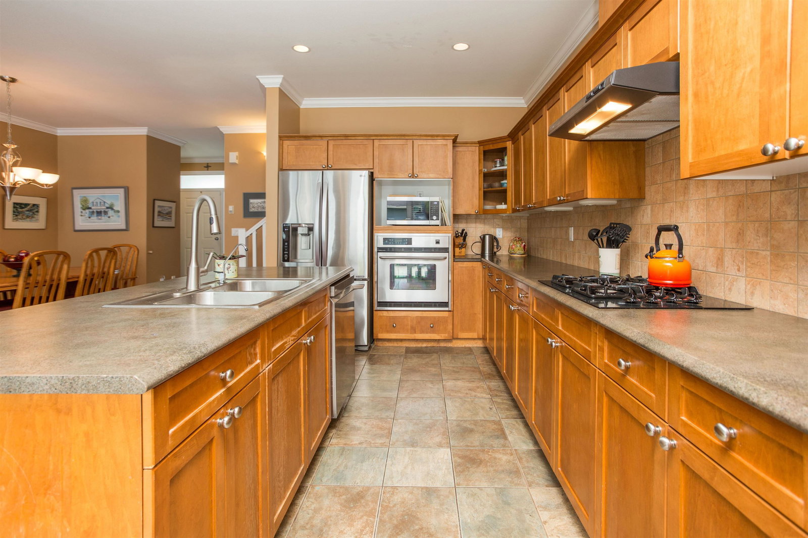 Listing Image 9