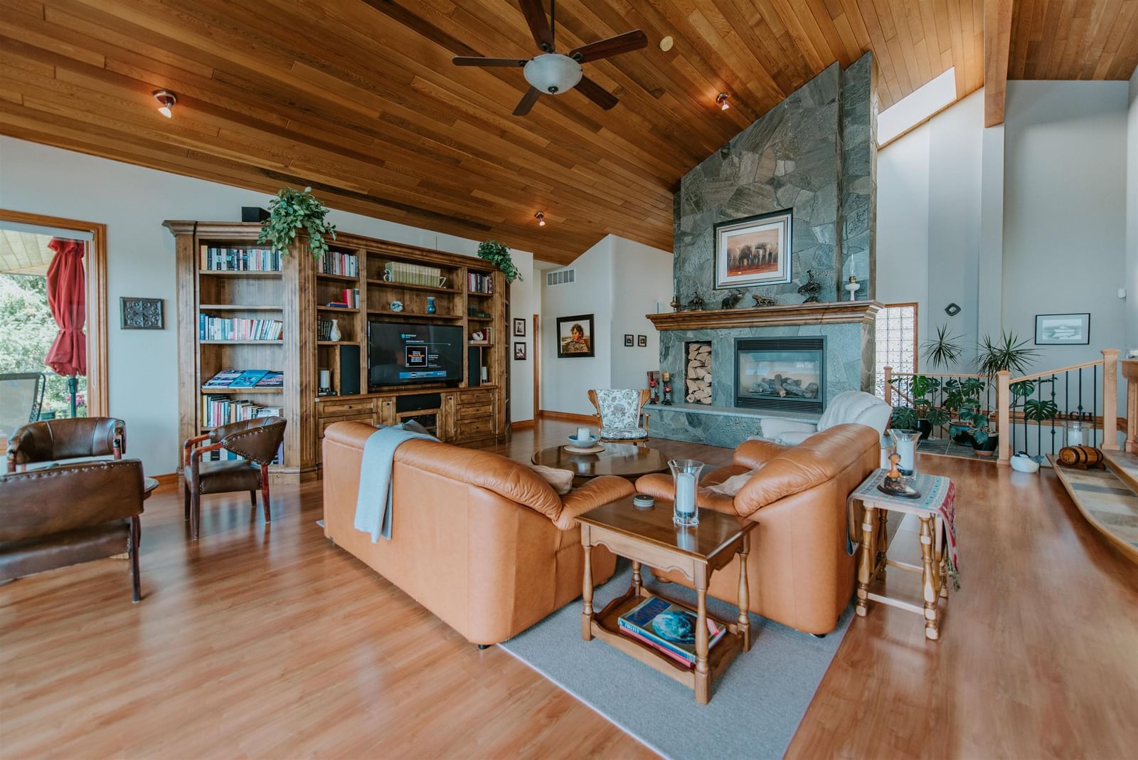 Listing Image 23