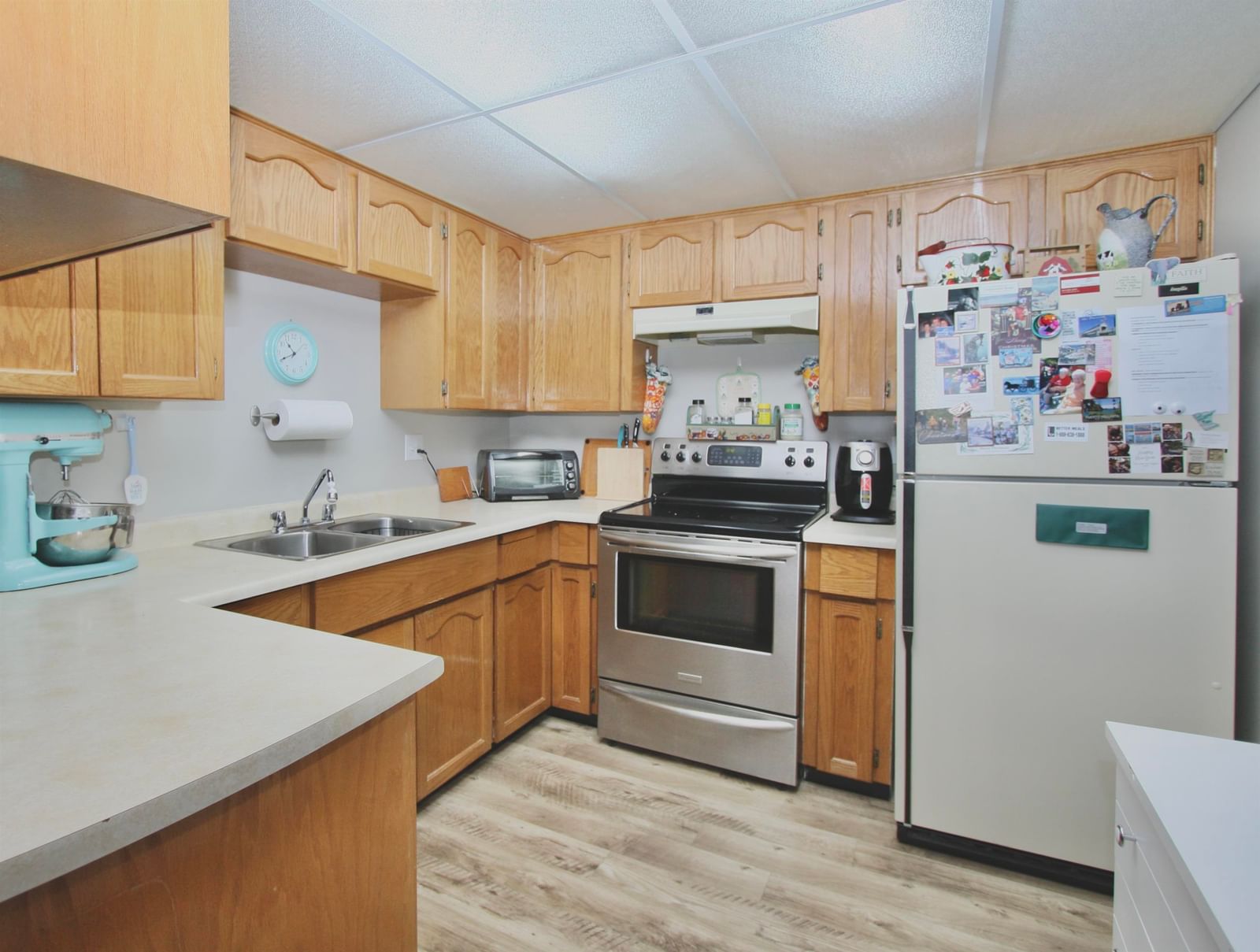 Listing Image 10