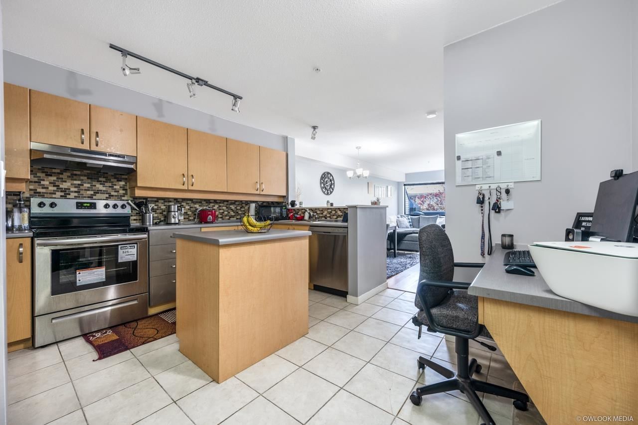 Listing Image 8