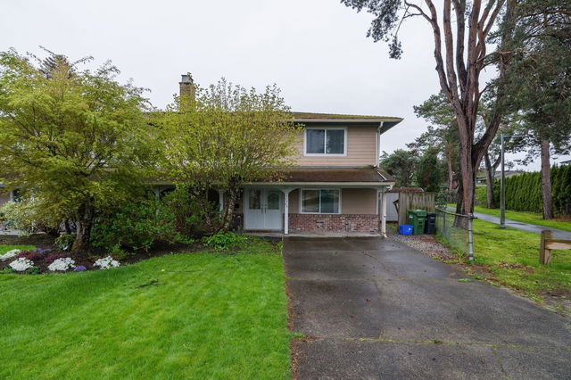 11760 Kingfisher Drive