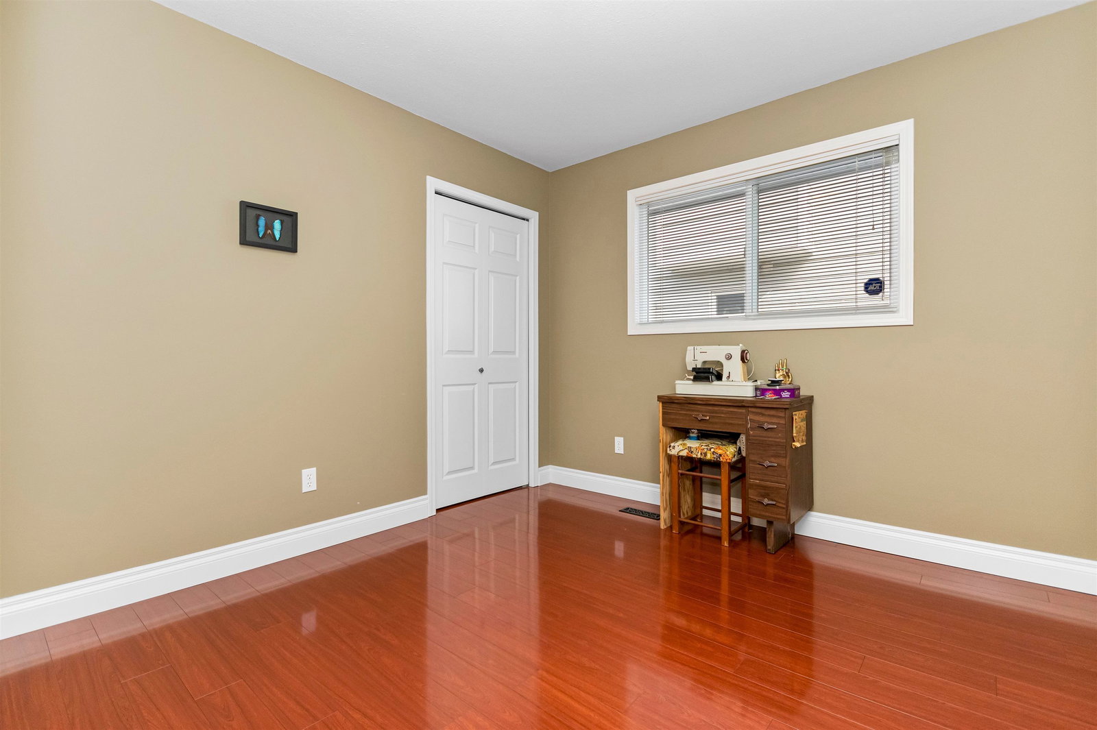 Listing Image 35