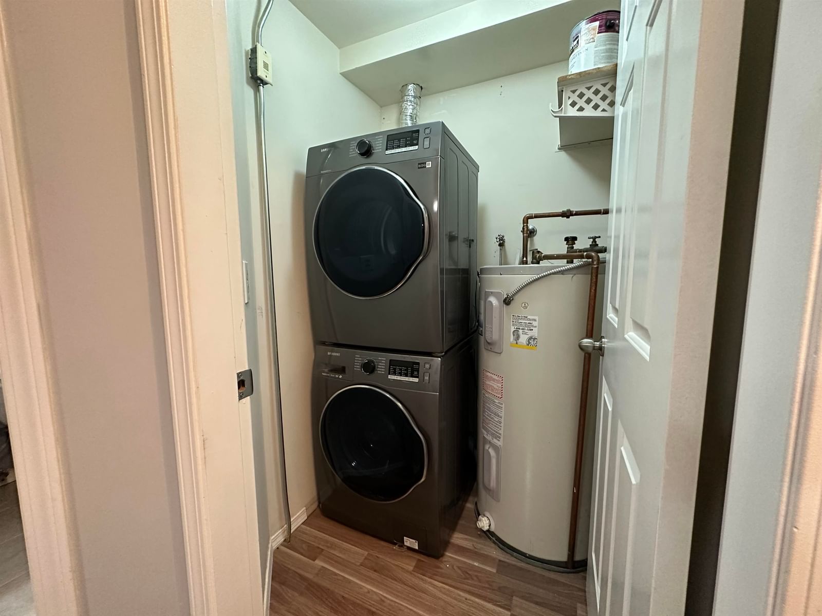 Listing Image 18