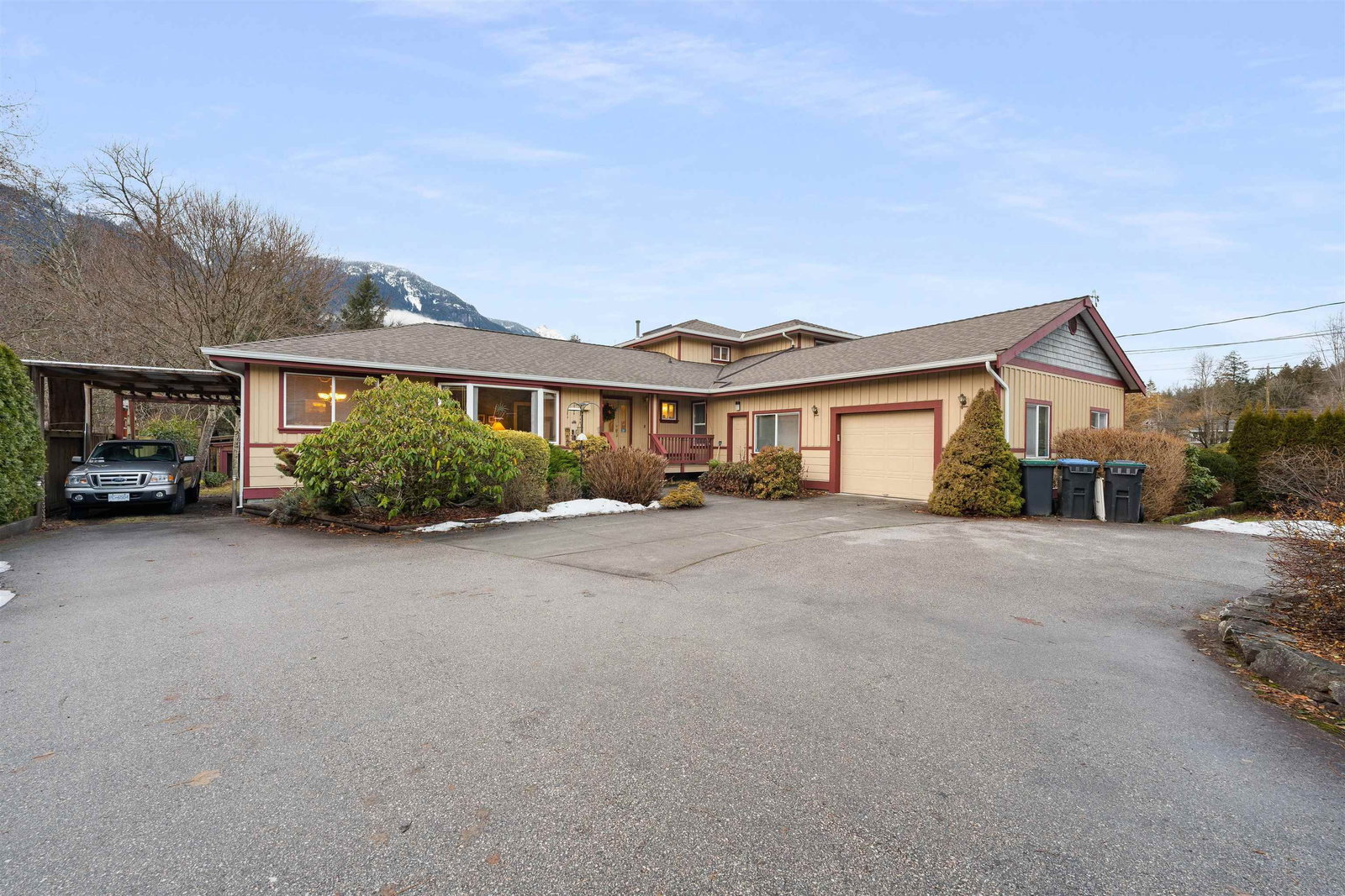 Listing Image 1