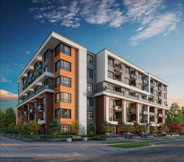 208 - 10778 108 Avenue