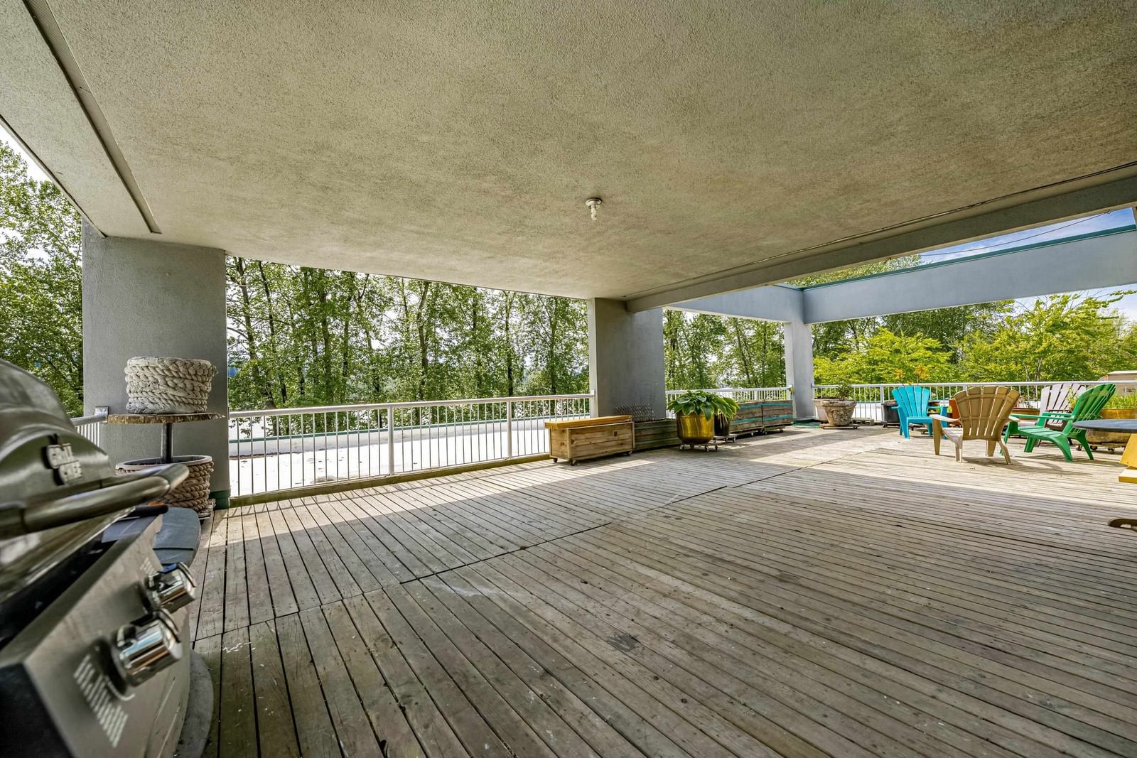 Listing Image 17