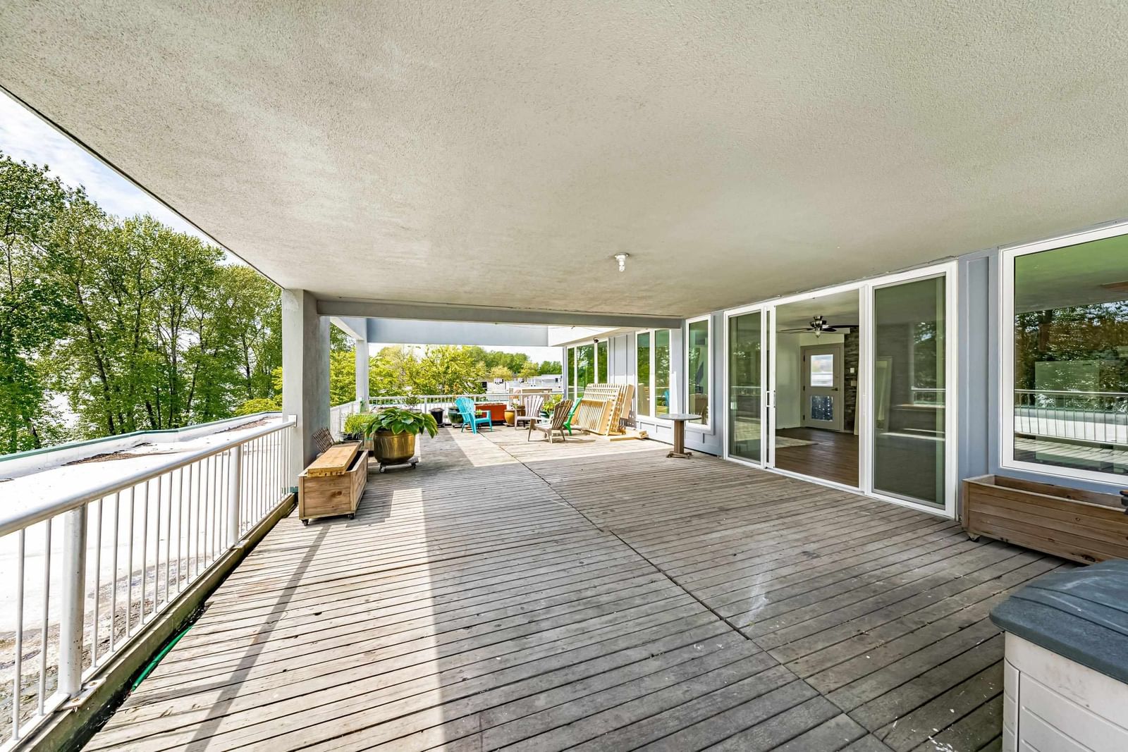 Listing Image 18