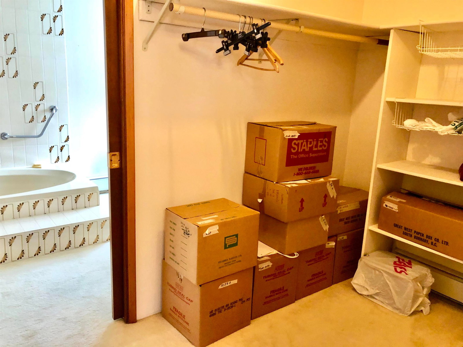 Listing Image 16