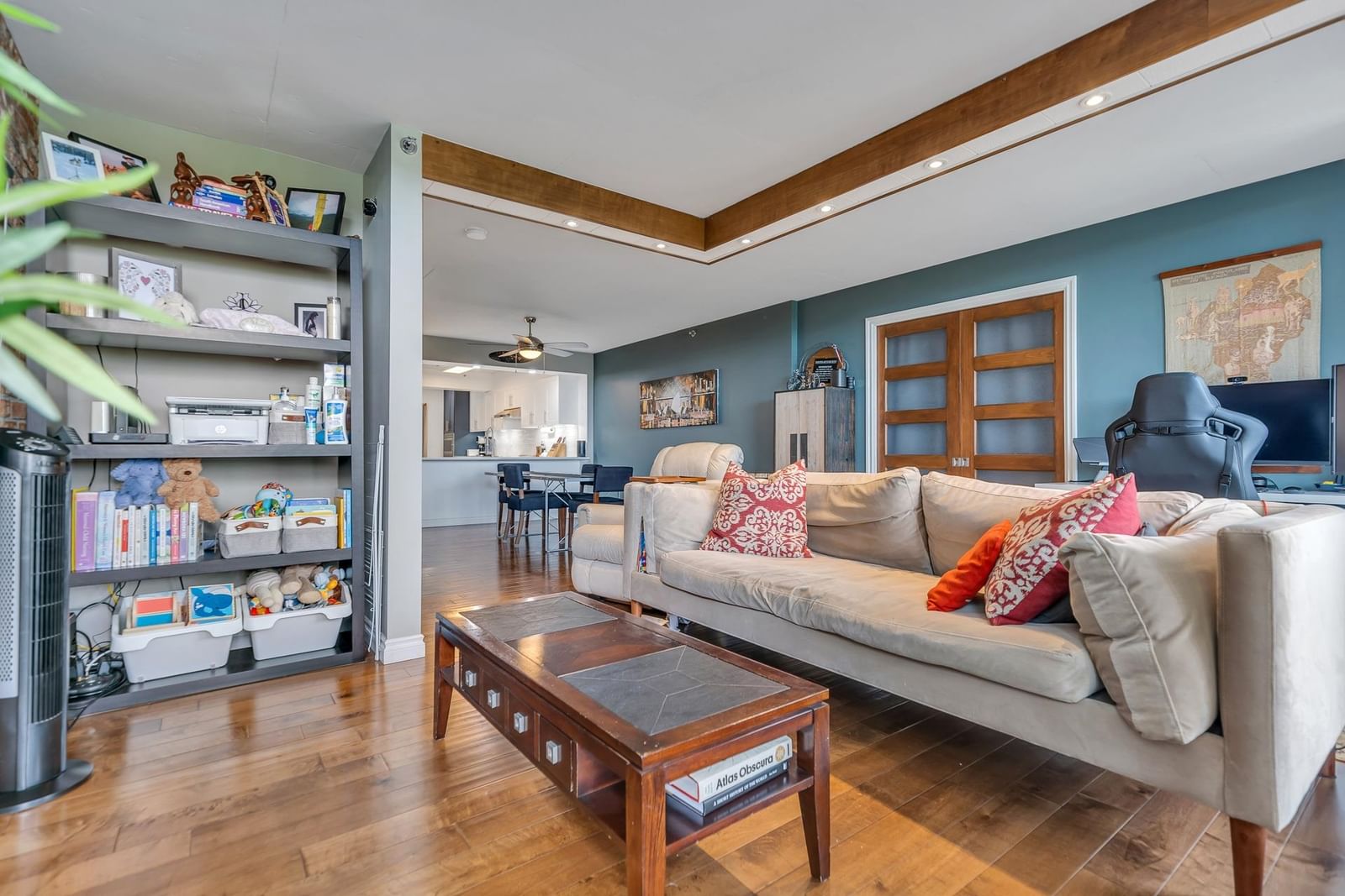 Listing Image 15