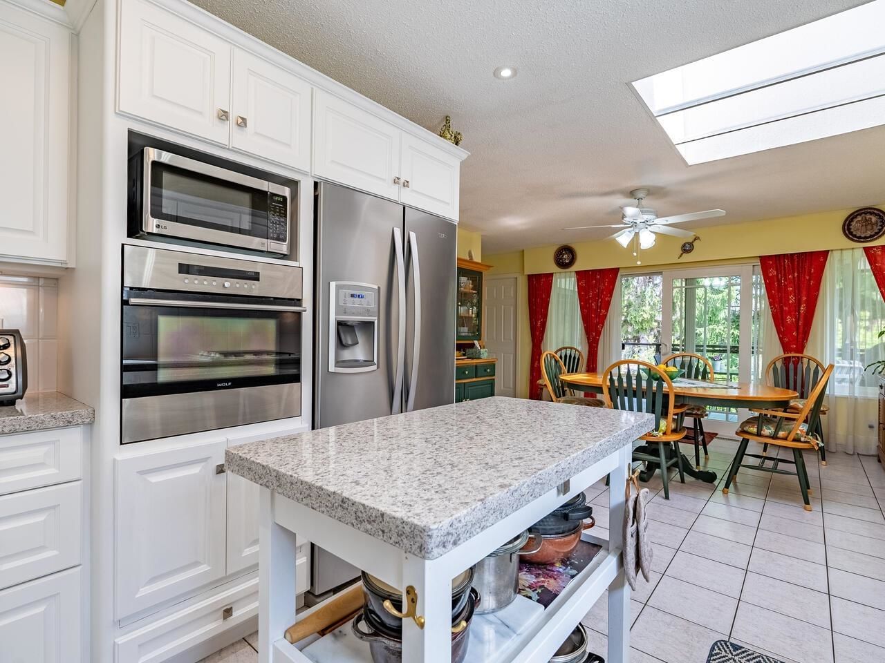 Listing Image 10