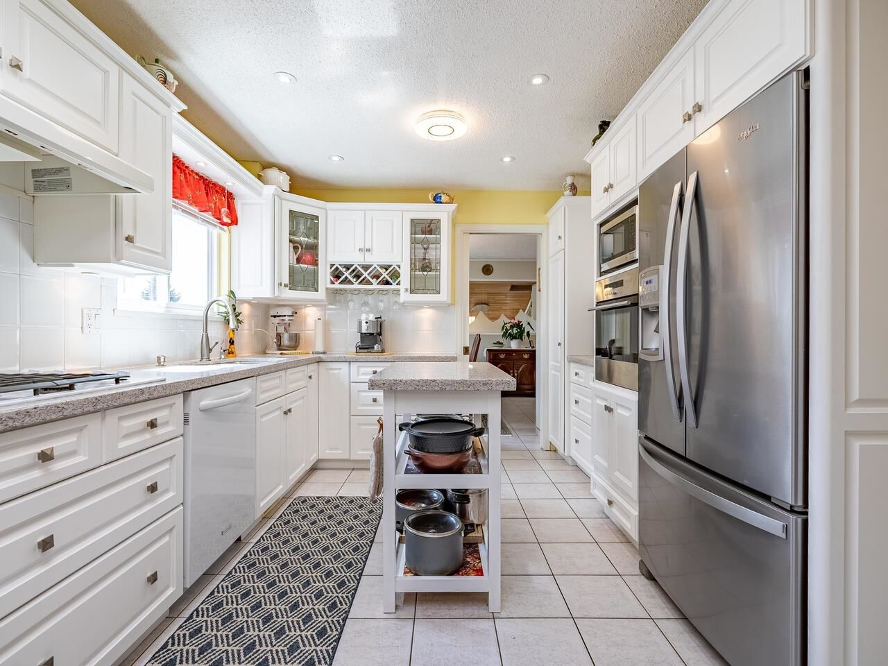 Listing Image 11