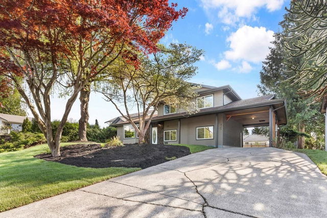 8144 Brown Crescent