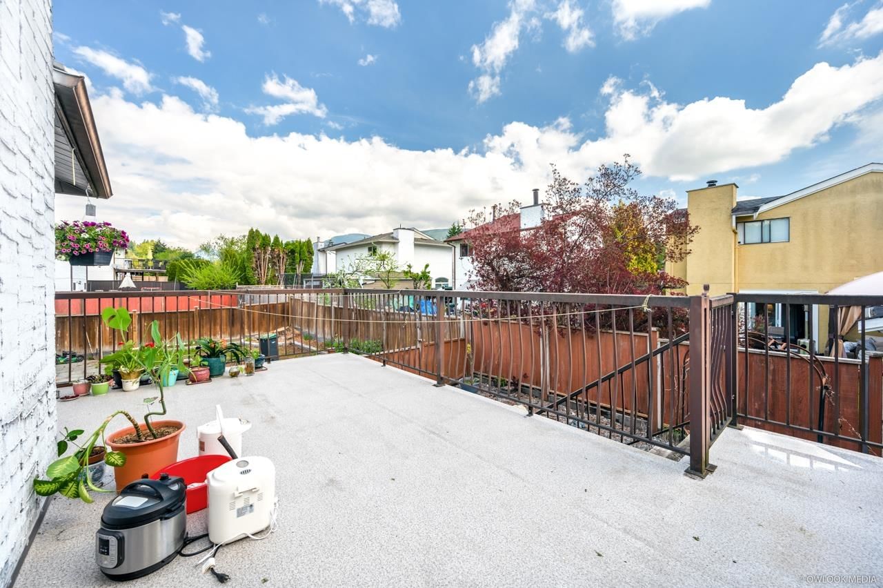 Listing Image 12