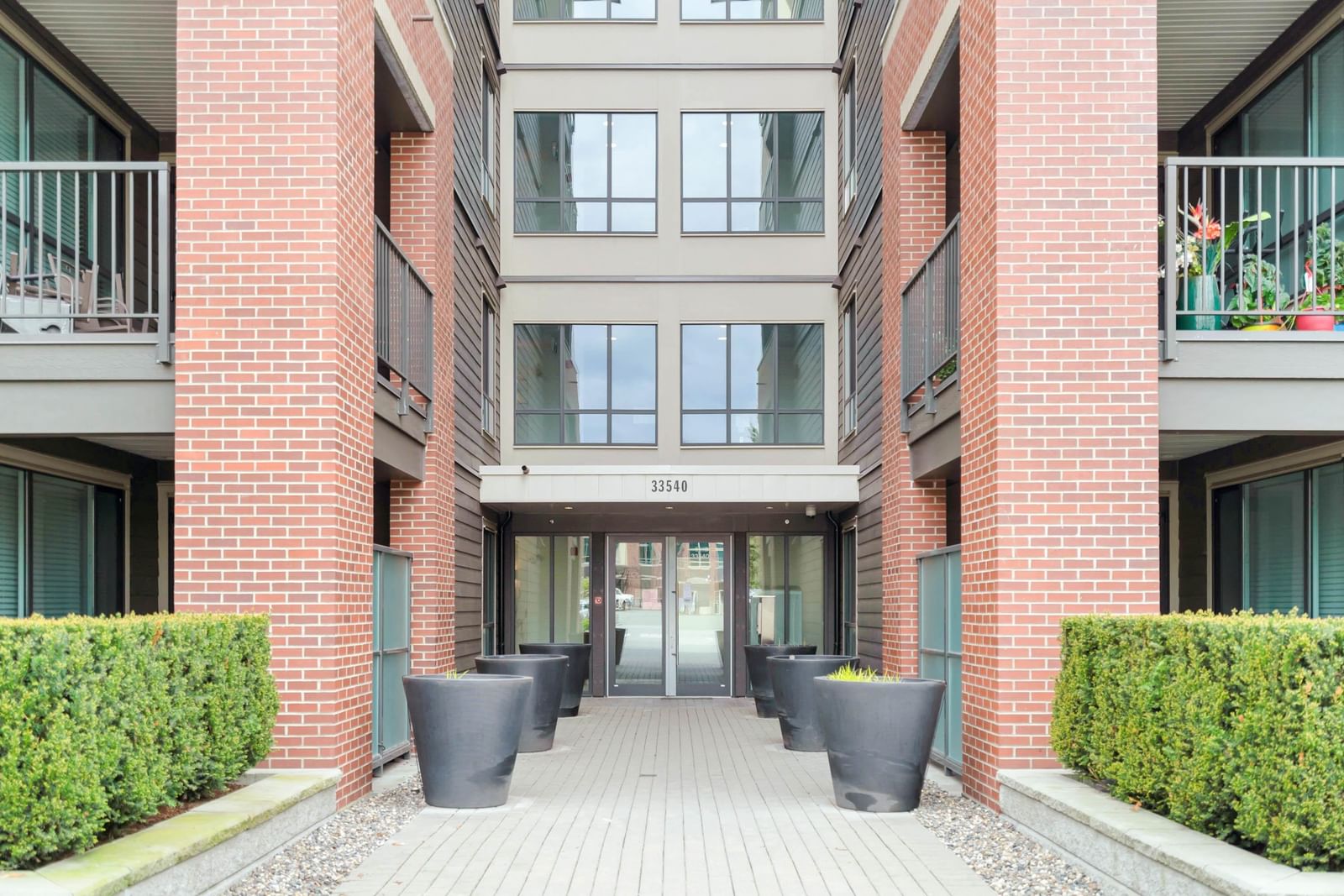Listing Image 31