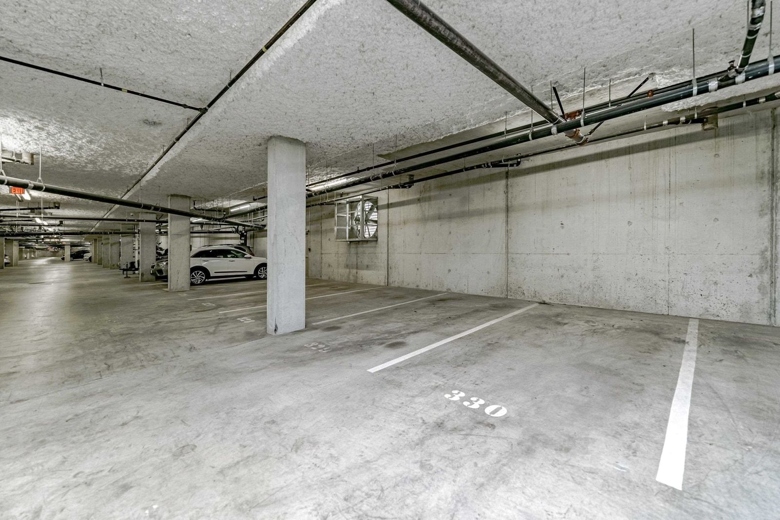 Listing Image 32