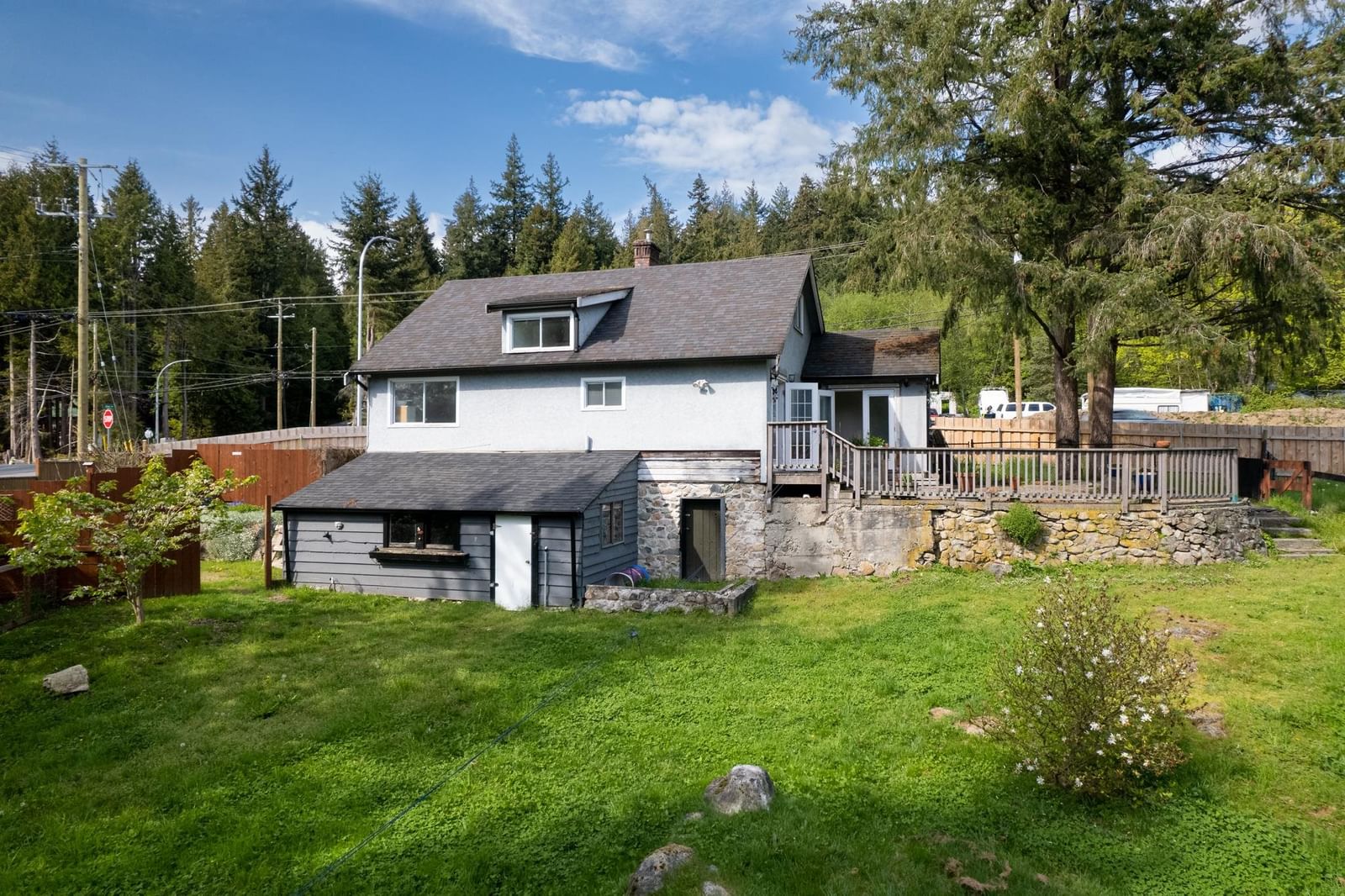 Listing Image 14