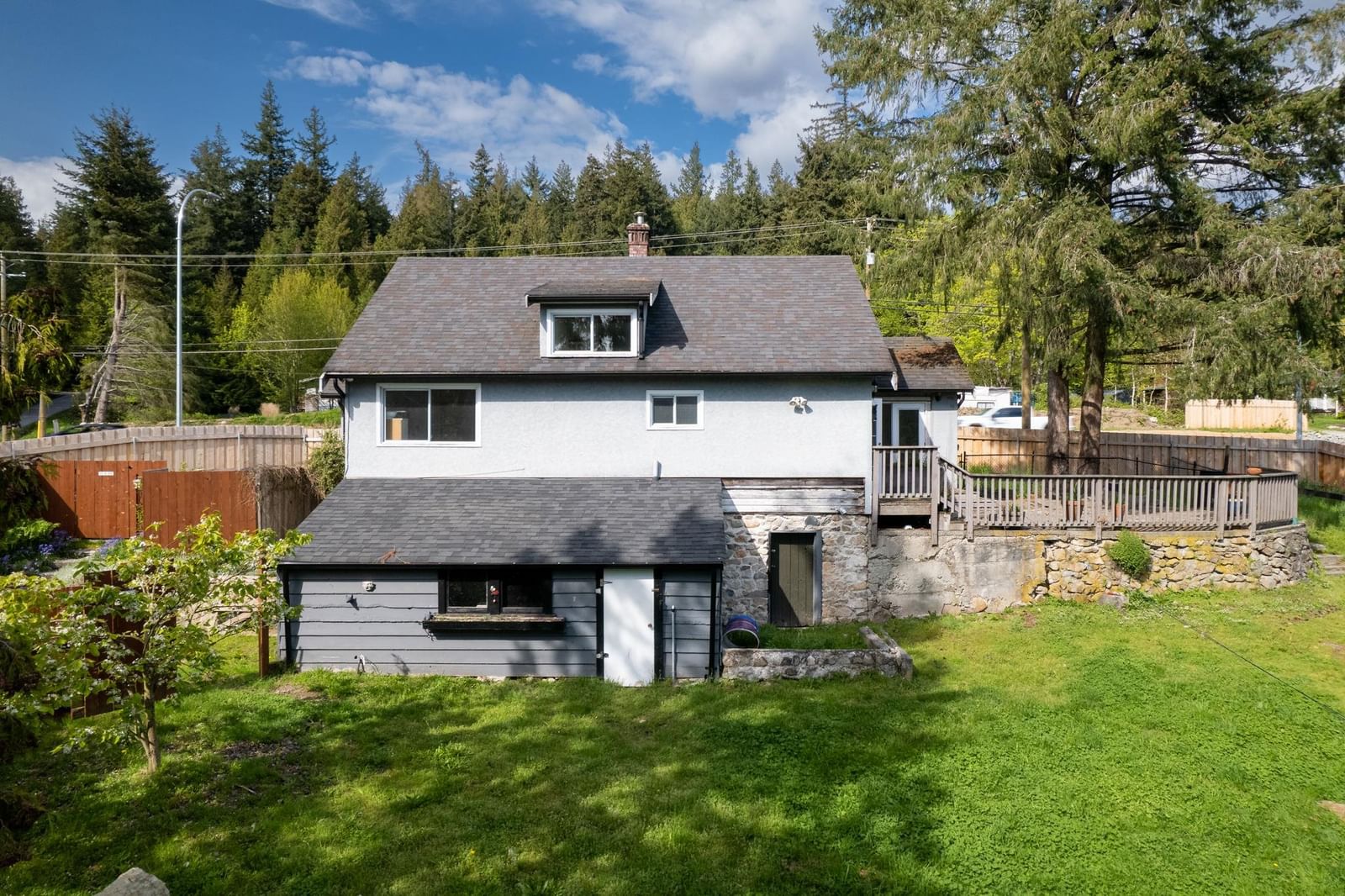 Listing Image 15