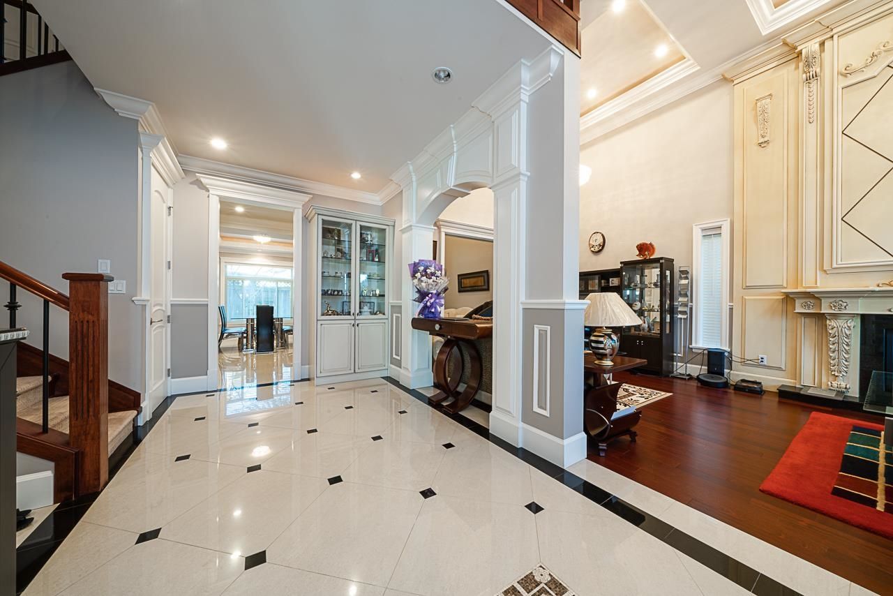 Listing Image 9