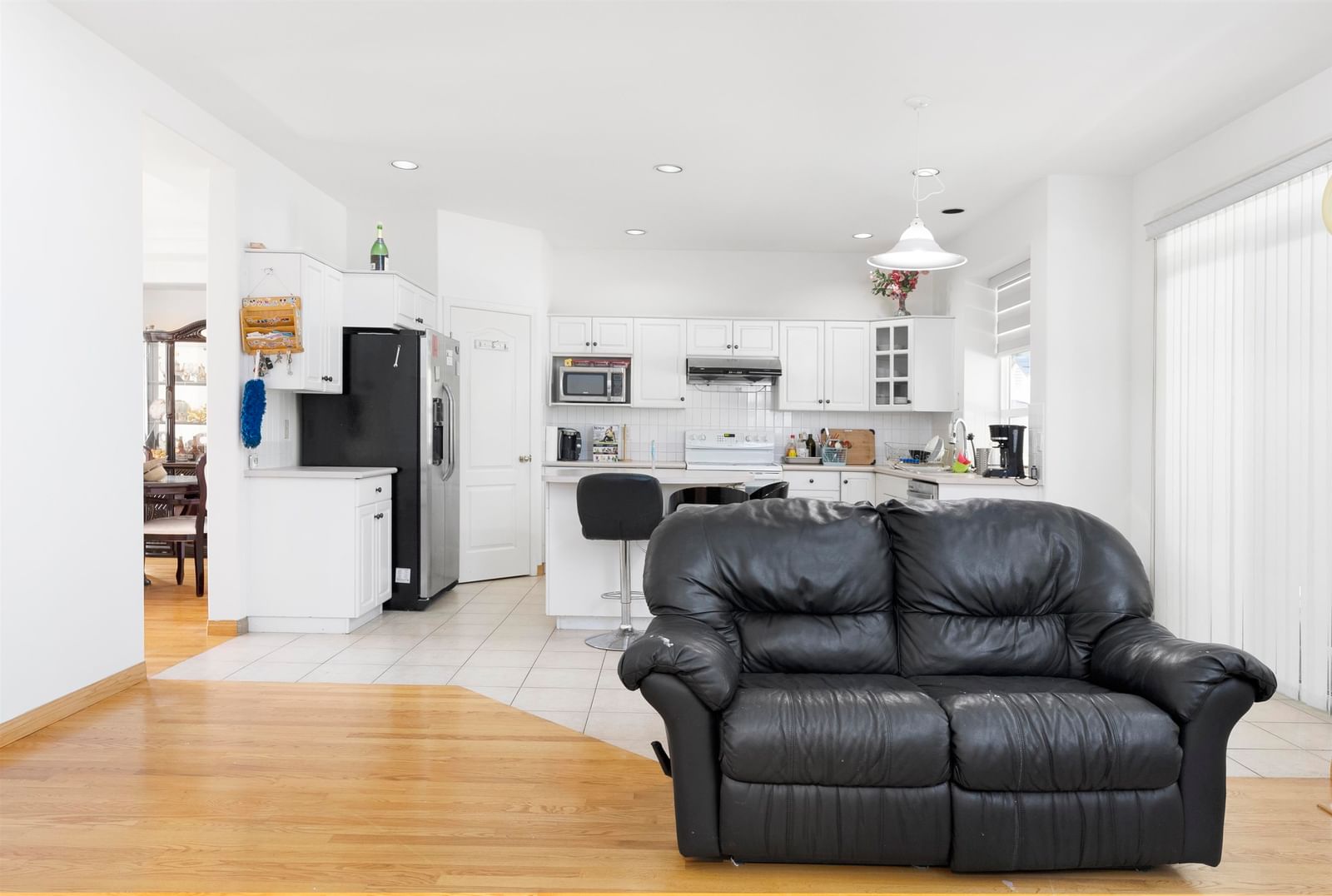 Listing Image 14