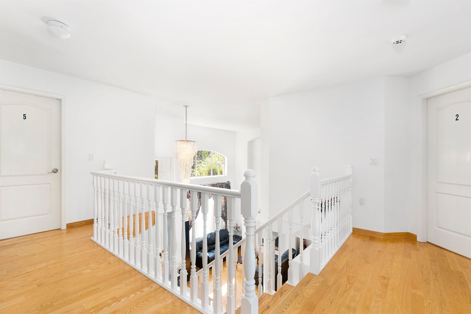 Listing Image 17