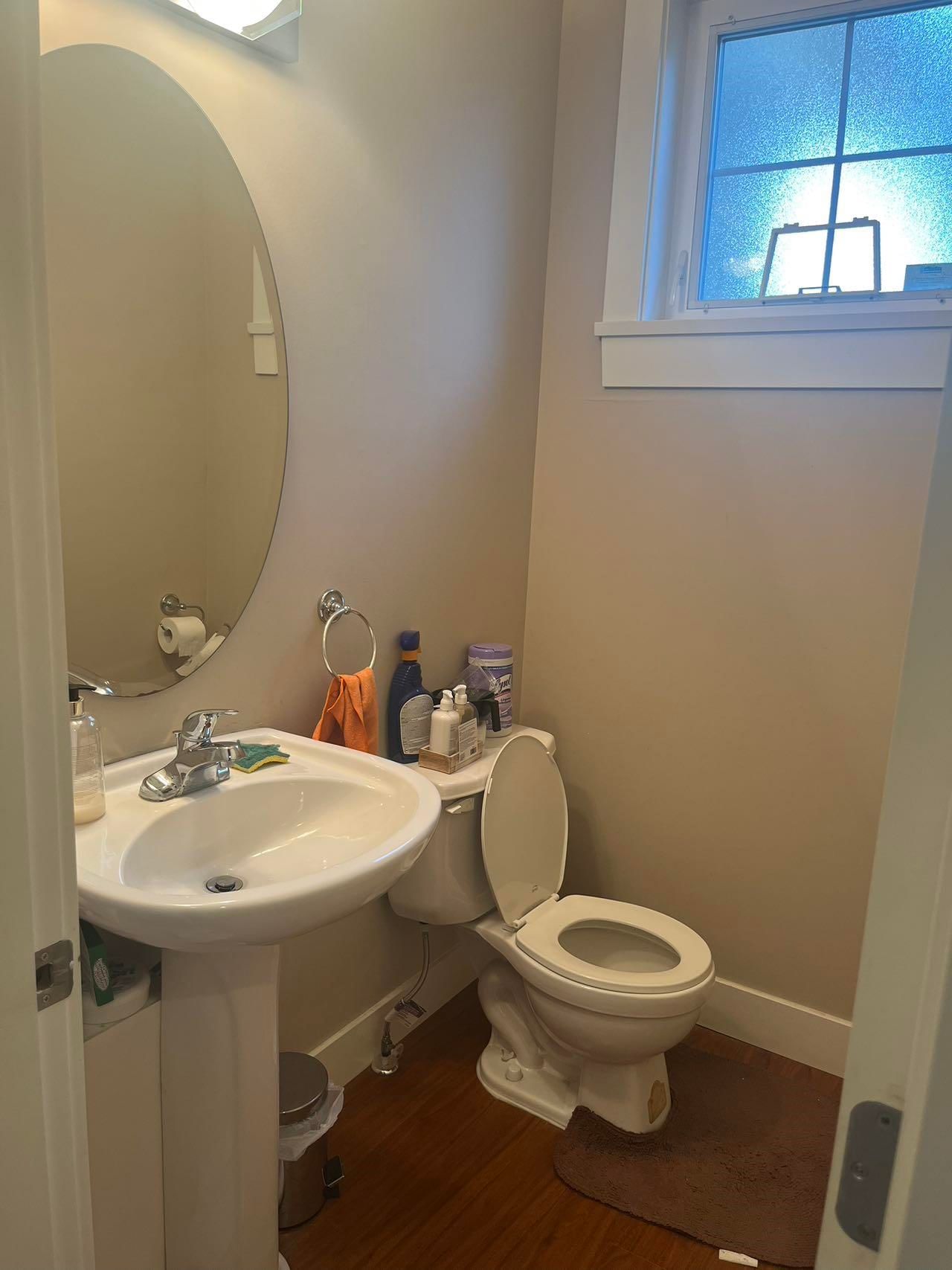 Listing Image 8