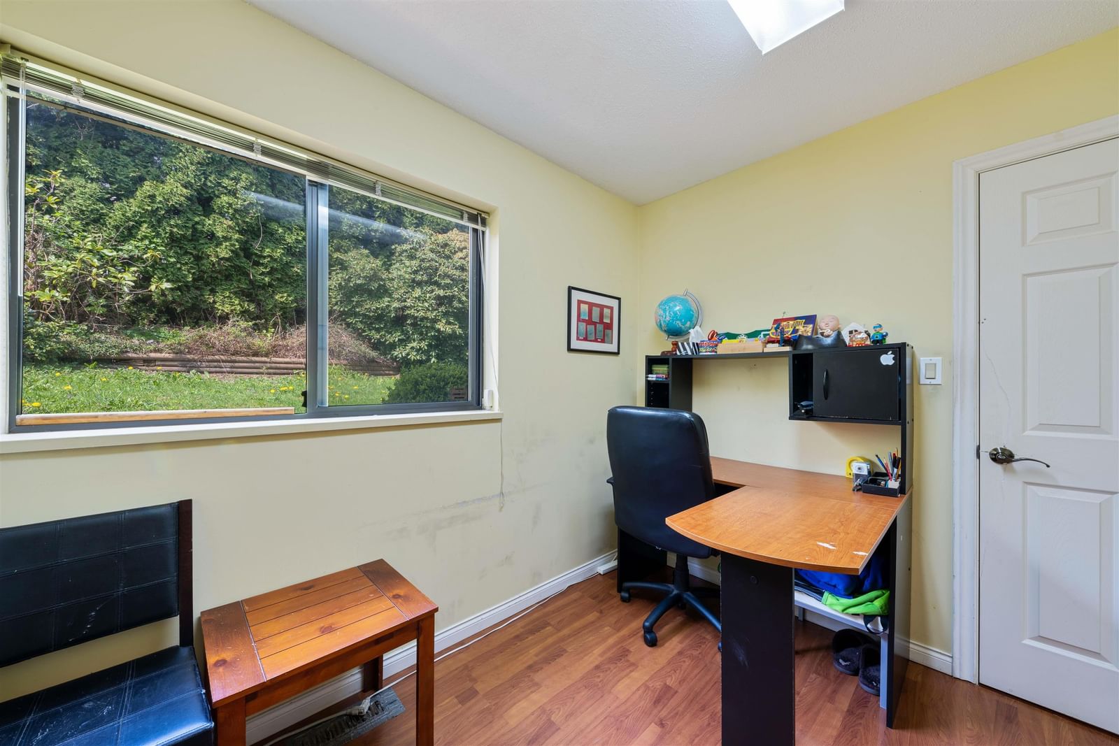 Listing Image 13