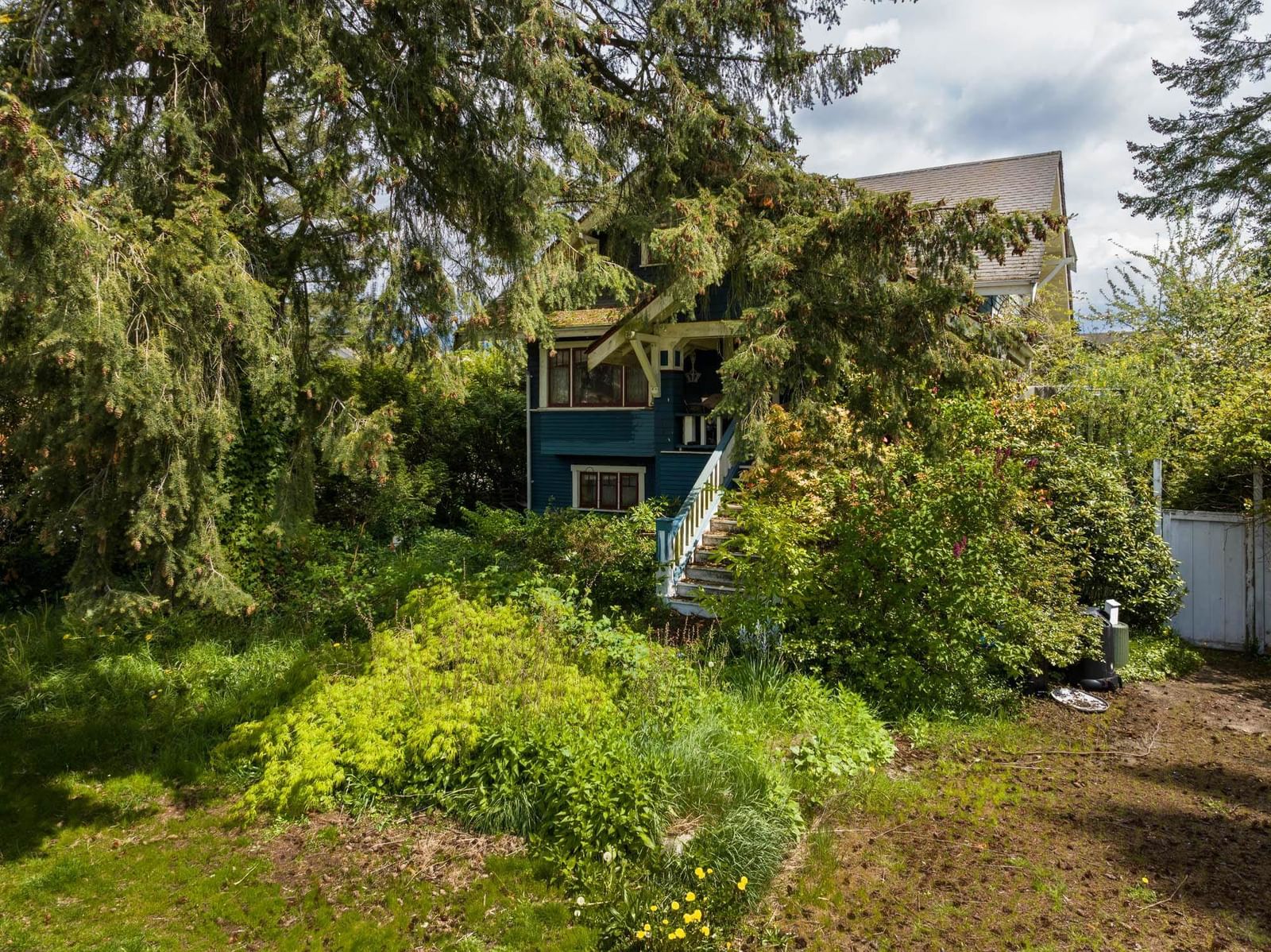 Listing Image 9