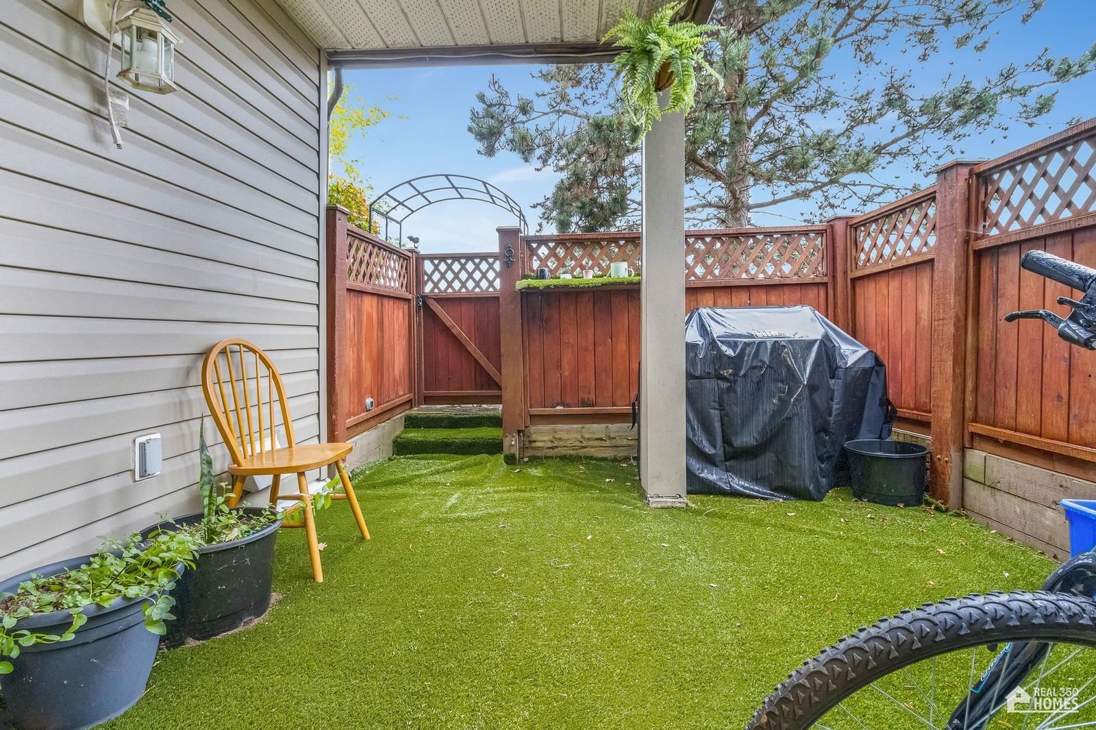 Listing Image 25